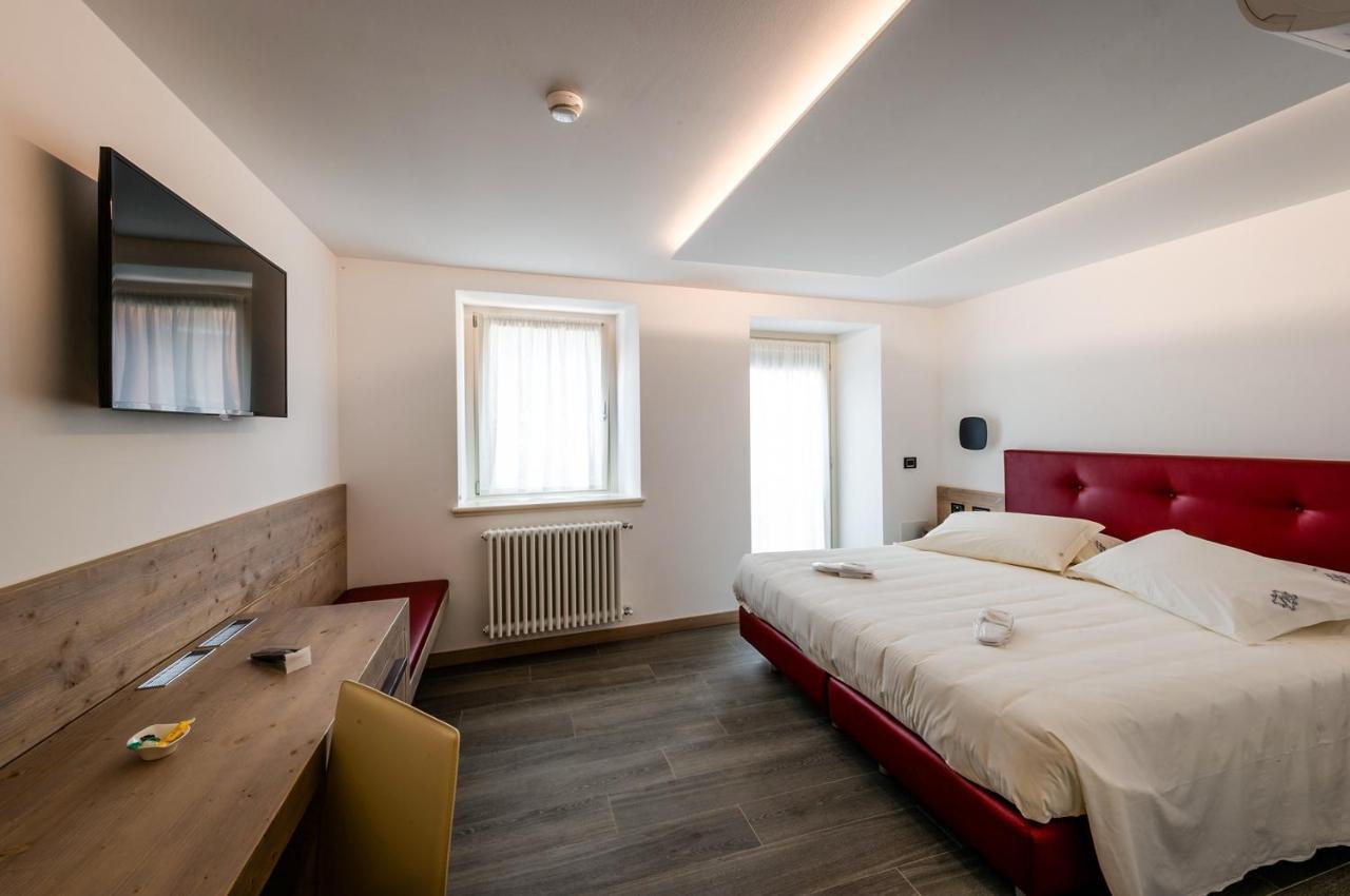 Hotel Ambra Clusone Esterno foto