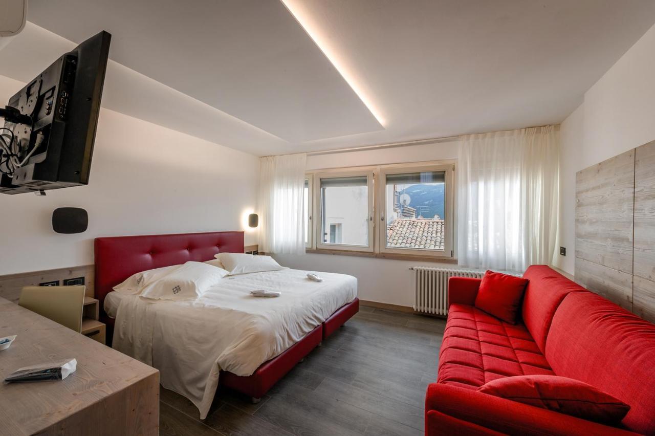 Hotel Ambra Clusone Esterno foto