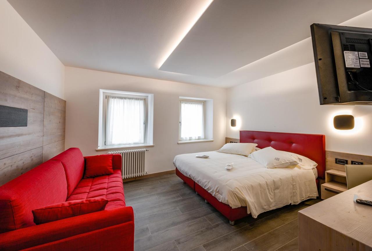 Hotel Ambra Clusone Esterno foto