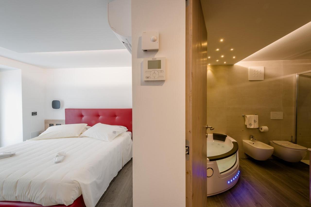 Hotel Ambra Clusone Esterno foto