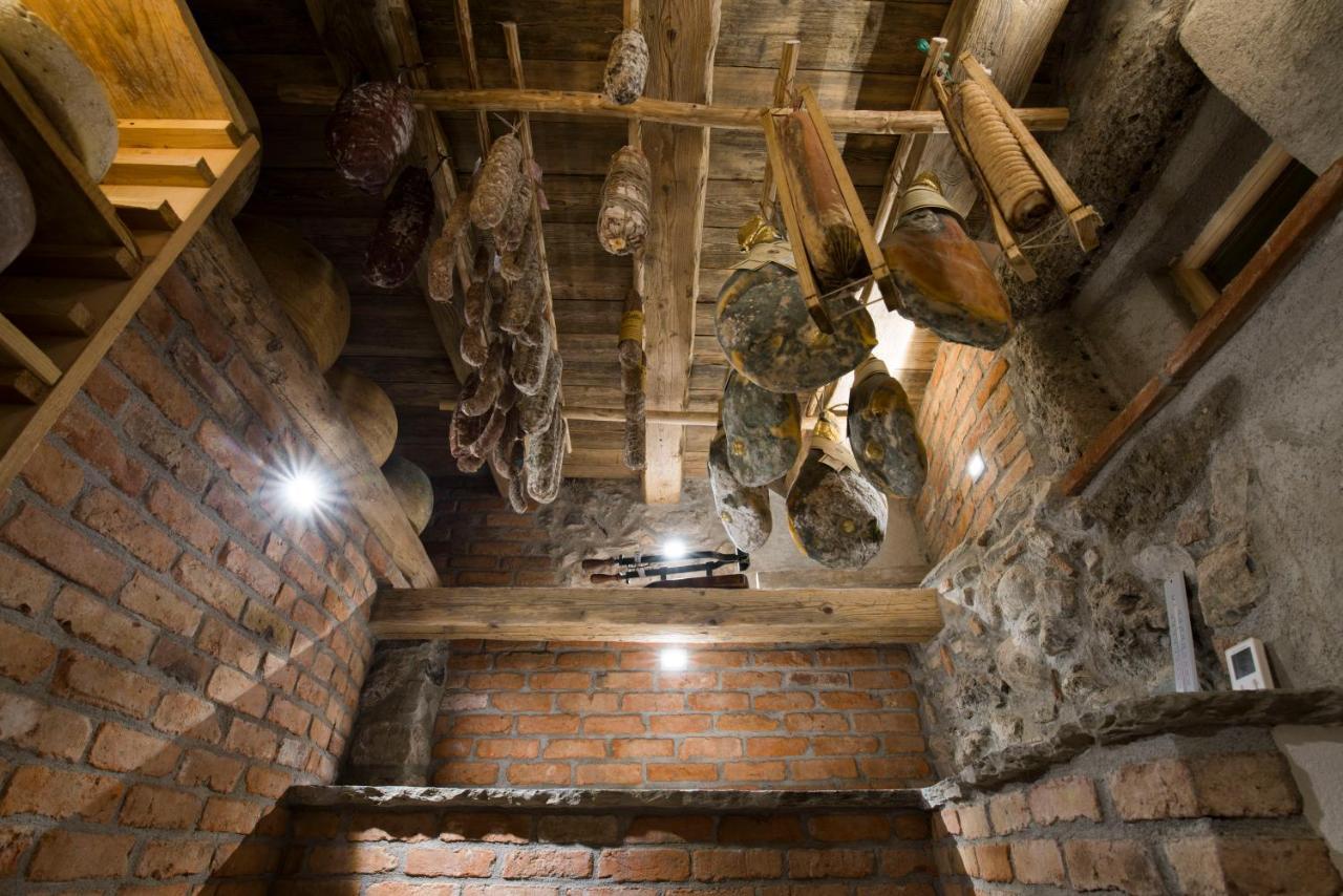 Hotel Ambra Clusone Esterno foto